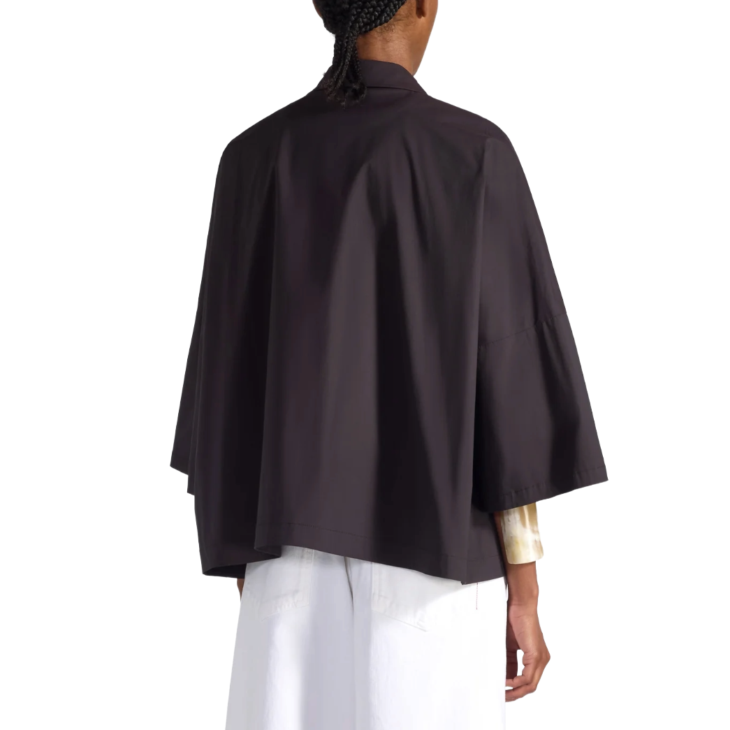 F6SK22_LIVIANA_CONTI_