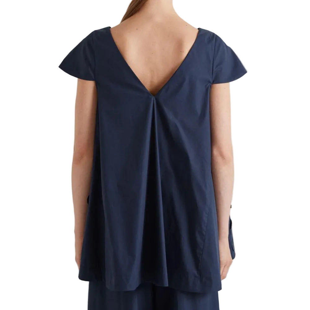 BLUSA CON APPLICAZIONI FLOREALI