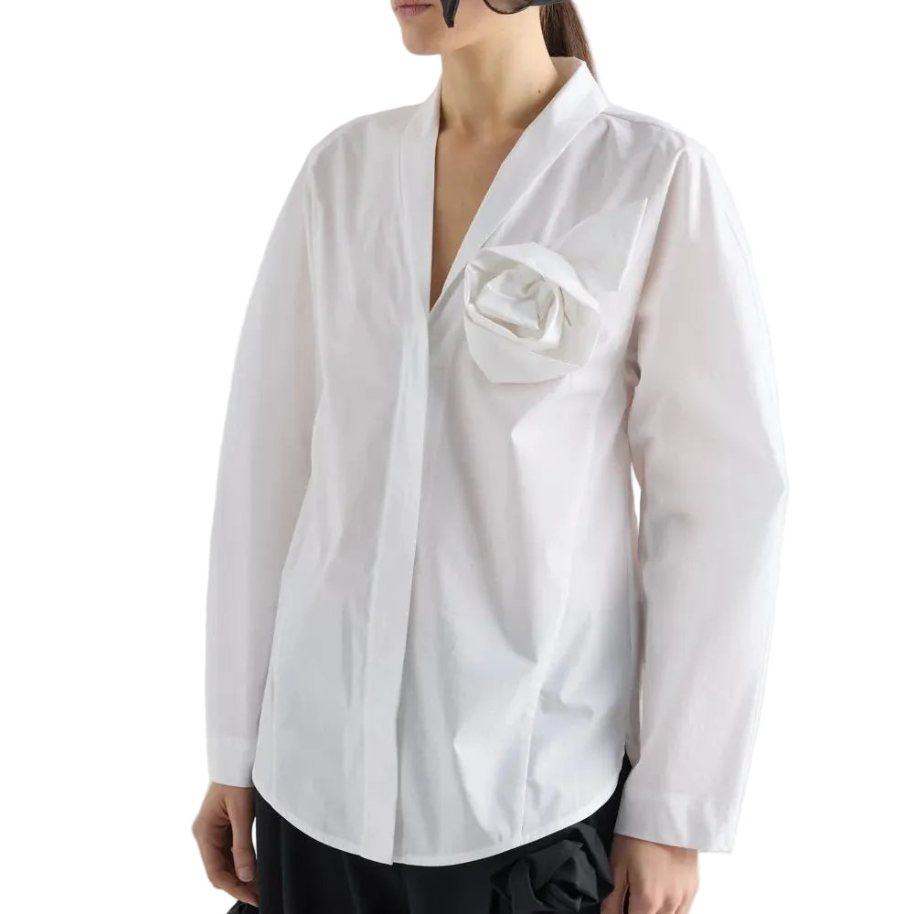 CAMICIA IN PURO COTONE CON FIORE APPLICATO