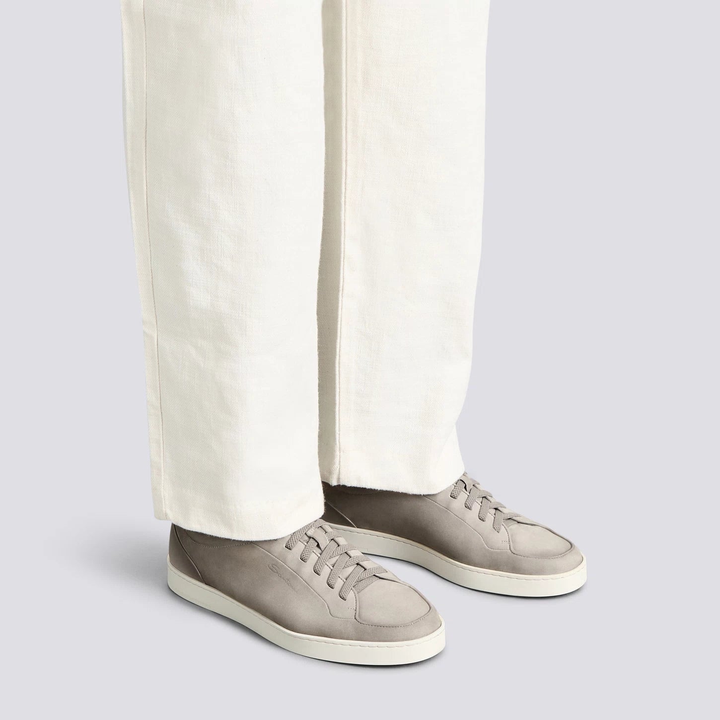 Sneaker Off-duty da uomo in nabuk beige