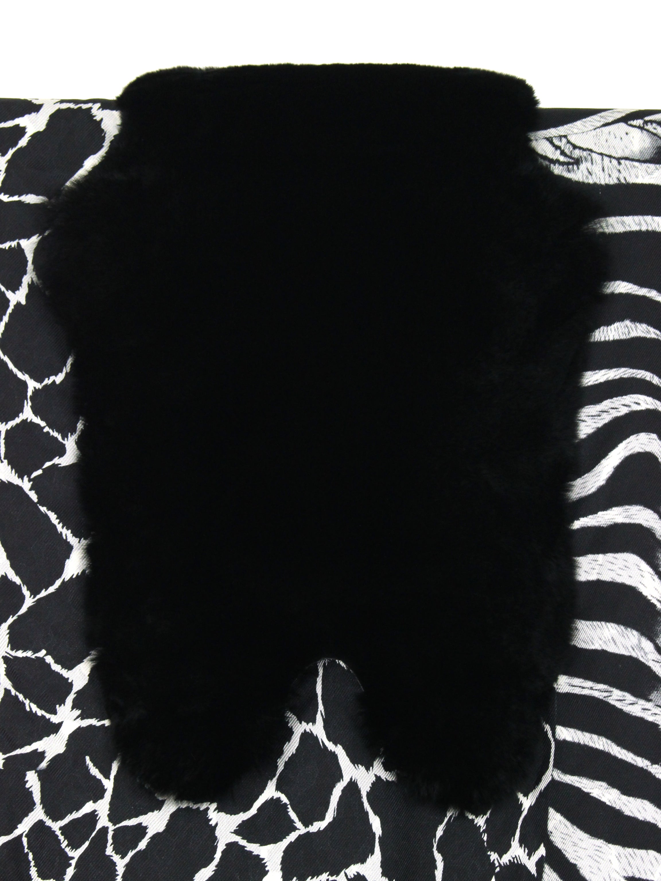Orylag XA870896 black-white scarf