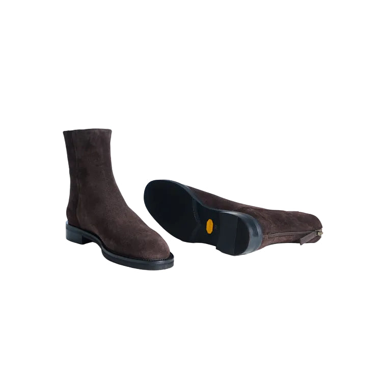 STIVALETTO IN CAMOSCIO MORO CON TACCO BASSO ISA