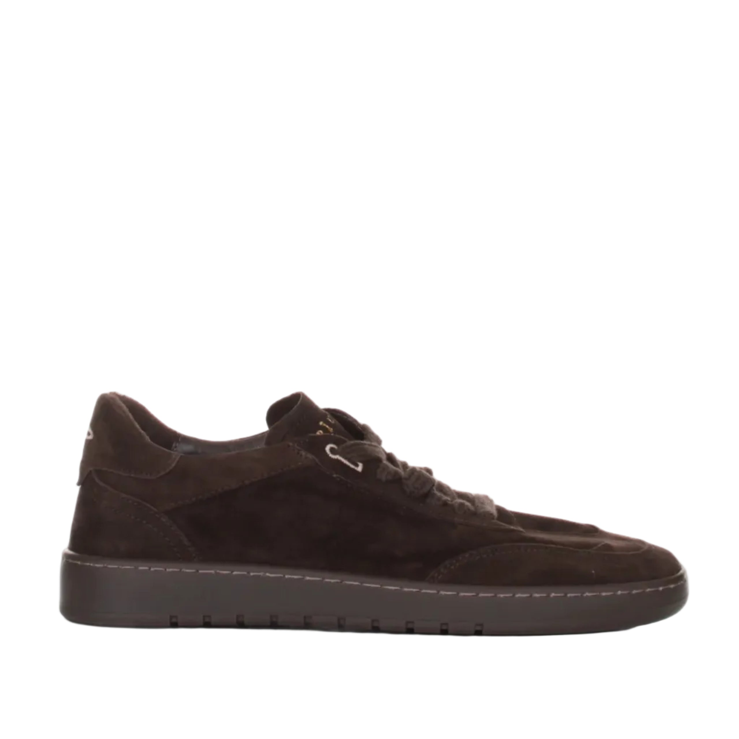 Sneakers in Suede